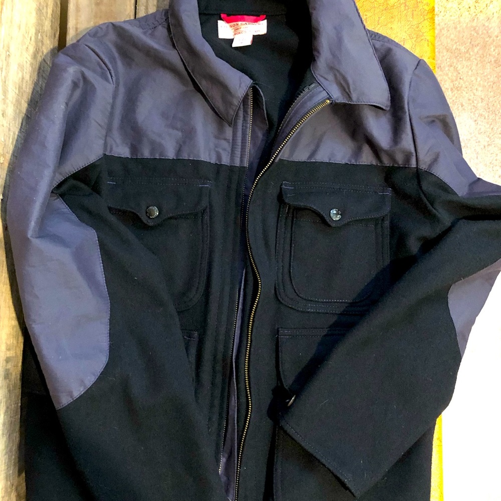 Filson Bell Bomber Jacket, style 10449, size M. EUC, no liner.